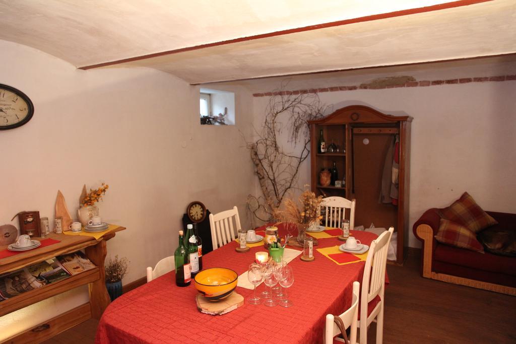 Gaestehaus Weinviertel - Niederoesterreich Siebenhirten Exterior foto